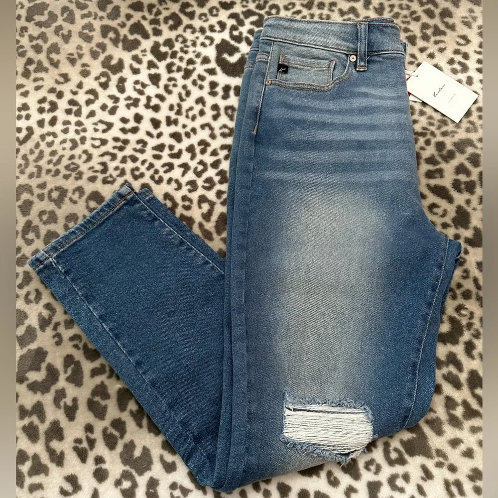 KanCan High Waisted Denim Jeans in Medium Stone Wash Size 30 Women’s
